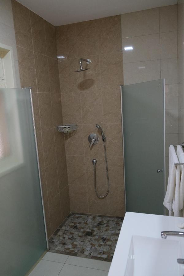 Hermon Suites 마즈달 샴스 외부 사진