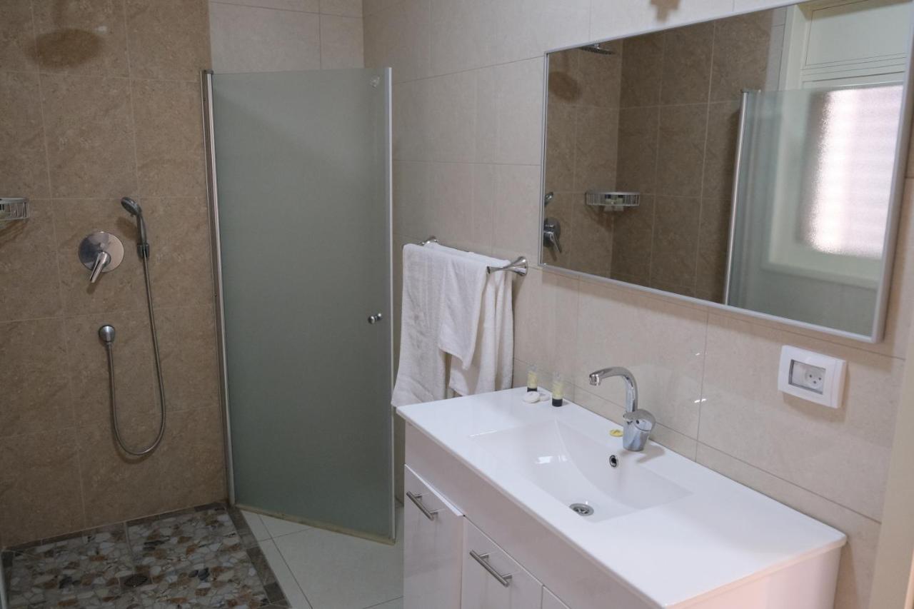 Hermon Suites 마즈달 샴스 외부 사진